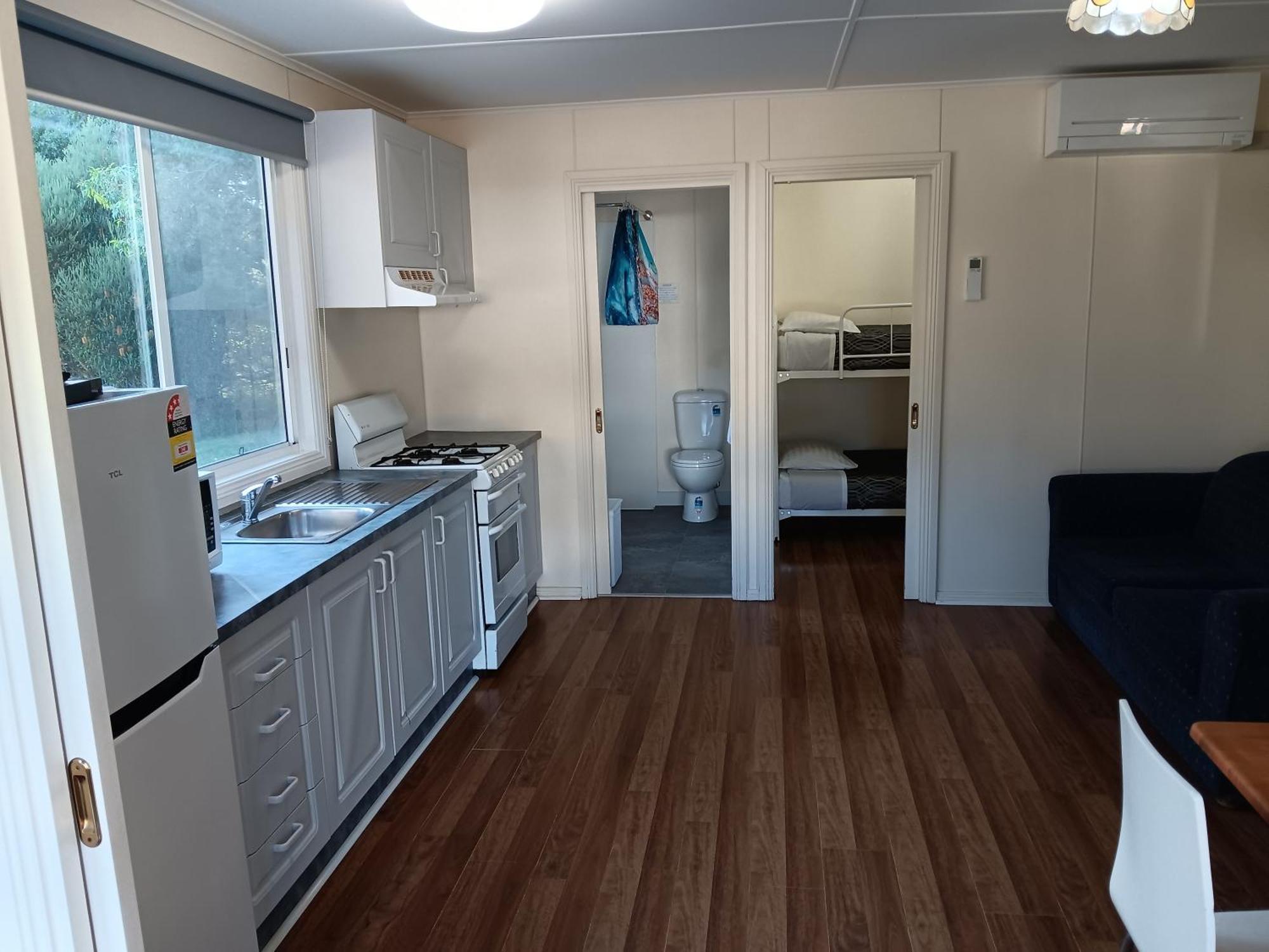 Mallacoota'S Shady Gully Caravan Park Esterno foto