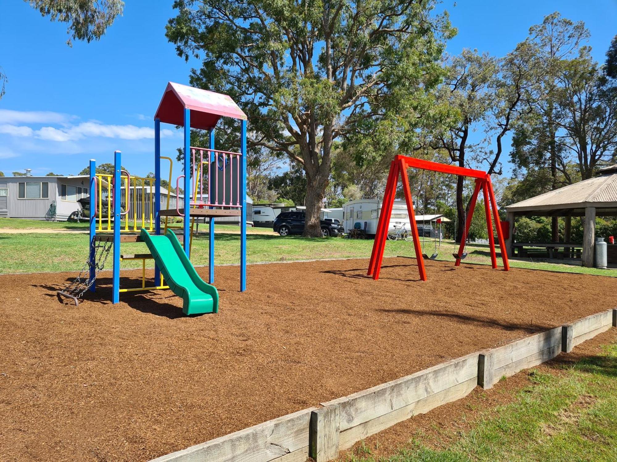 Mallacoota'S Shady Gully Caravan Park Esterno foto