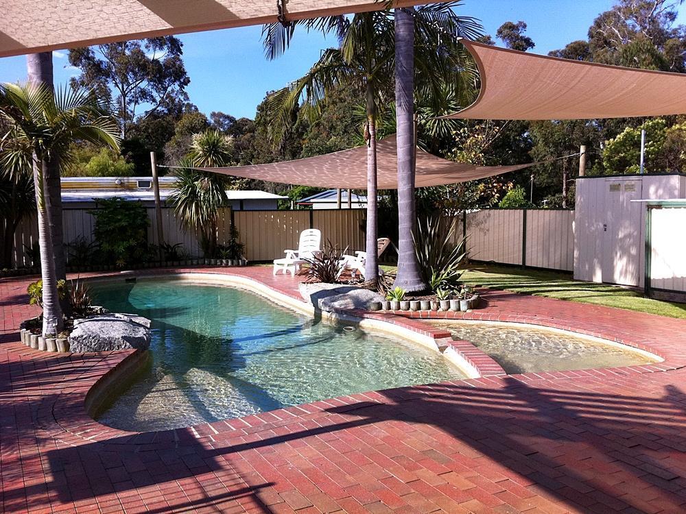 Mallacoota'S Shady Gully Caravan Park Esterno foto