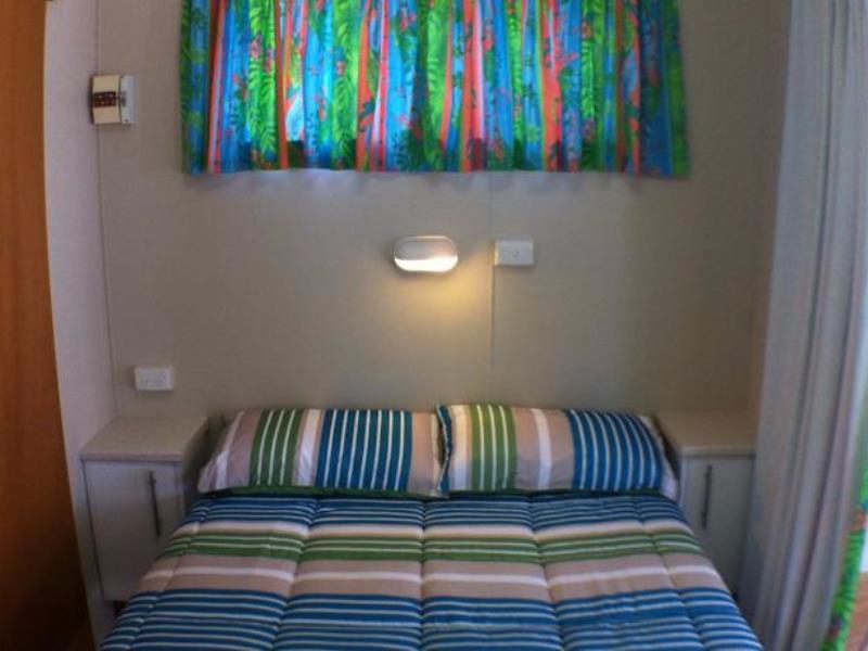 Mallacoota'S Shady Gully Caravan Park Esterno foto